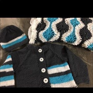 Baby sweater blanket set